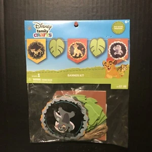Disney Family Crafts Banner Kit Lion King Lion Guard Age 6+ No Glue Needed New - Picture 1 of 4