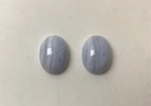 BLAUE SPITZE ACHAT CABOCHONS (18 x 13 MM) ~ HOCHWERTIG ~ KAUFEN SIE ZWEI ODER ZEHN ~ UK-VERKÄUFER - Bild 1 von 5