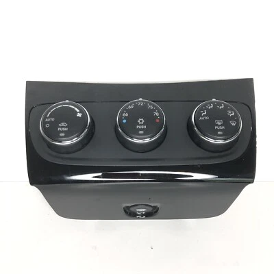 Оригинальный блок климат-контроля температуры обогревателя Chrysler 200 2011-2014 годов выпуска с ободком - Изображение 1 из 4