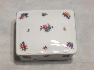 Caja cubierta de porcelana Victoria Checoslovaquia - Imagen 1 de 5