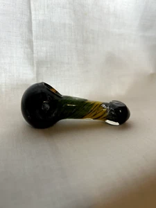 Kleine dunkle Rasta gestreifte Fritte Tabak Handpfeife 3 1/4 P2737 - Bild 1 von 4