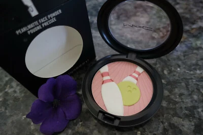 MAC pearlmatte face powder trophy new in box full size 0.45oz - Image 1 of 4