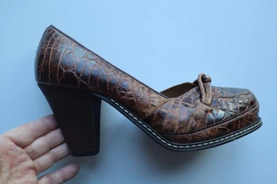 Salto Filadélfia SCHULER & SONS marrom escuro cobra crocodilo em relevo 9,5 B - Imagem 1 de 4