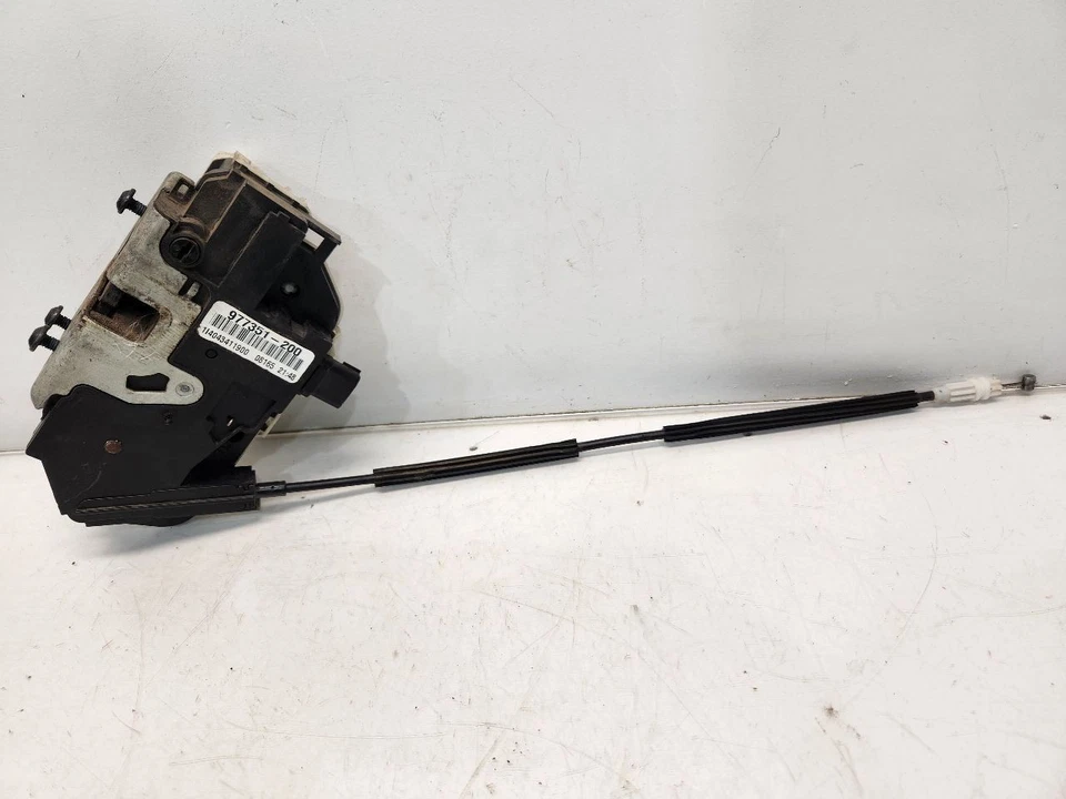 Pestillo de puerta trasera izquierda para conductores Ford Focus 2008 (sedán) - eléctrico Foto 1 de 4