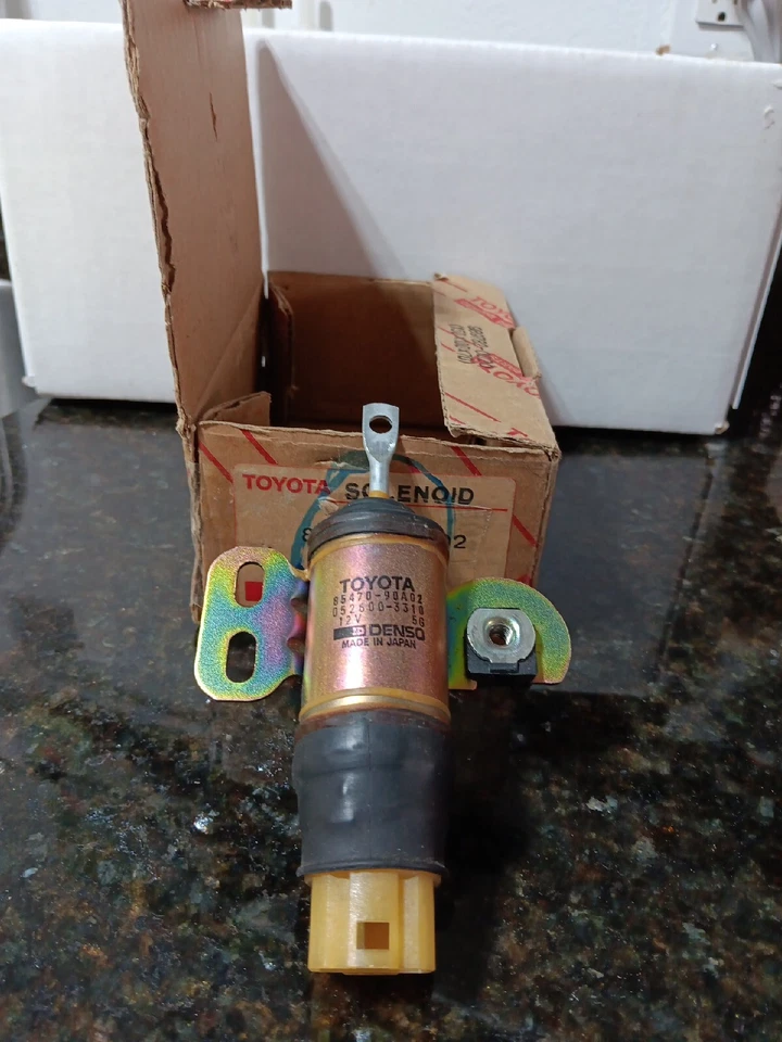 Actuador solenoide cerradura puerta trasera derecha Toyota Land Cruiser FJ62 OEM 85470-90A02 NUEVO DE STOCK Foto 1 de 3