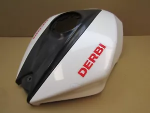 Derbi GPR 125 2009 8,443 miles tank fairing panel (6832) - Picture 1 of 12