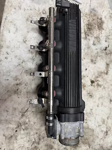 2010 YAMAHA WAVERUNNER VX DELUXE FUEL RAIL & INJECTOR Housing Intake - Picture 1 of 5