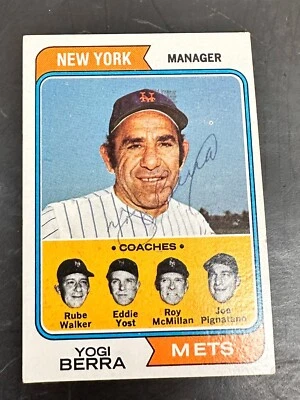 1974 TOPPS #173 YOGI BERRA METS SIGNED AUTOGRAPHED - Image 1 of 2