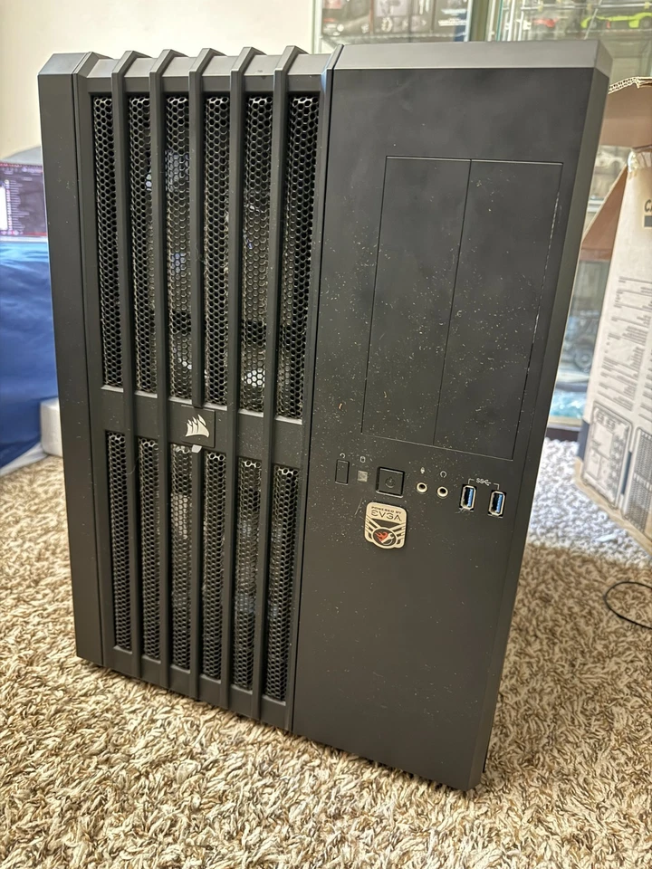 Corsair case with parts inside: intel i7-6800k, ROG Strix X99 motherboard & more - Image 1 of 4