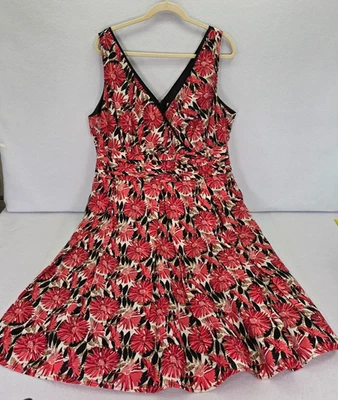 Vestido Robbie Bee Wms 18 Midi Ajuste y Acampanado Sin Mangas Cuello en V Rojo Floral Foto 1 de 4