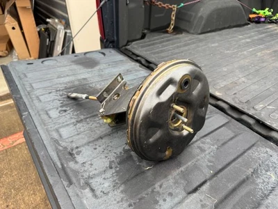 1967-1972 Chevrolet C10 Brake booster (Used) (Working) (Good Condition)  - Image 1 of 4