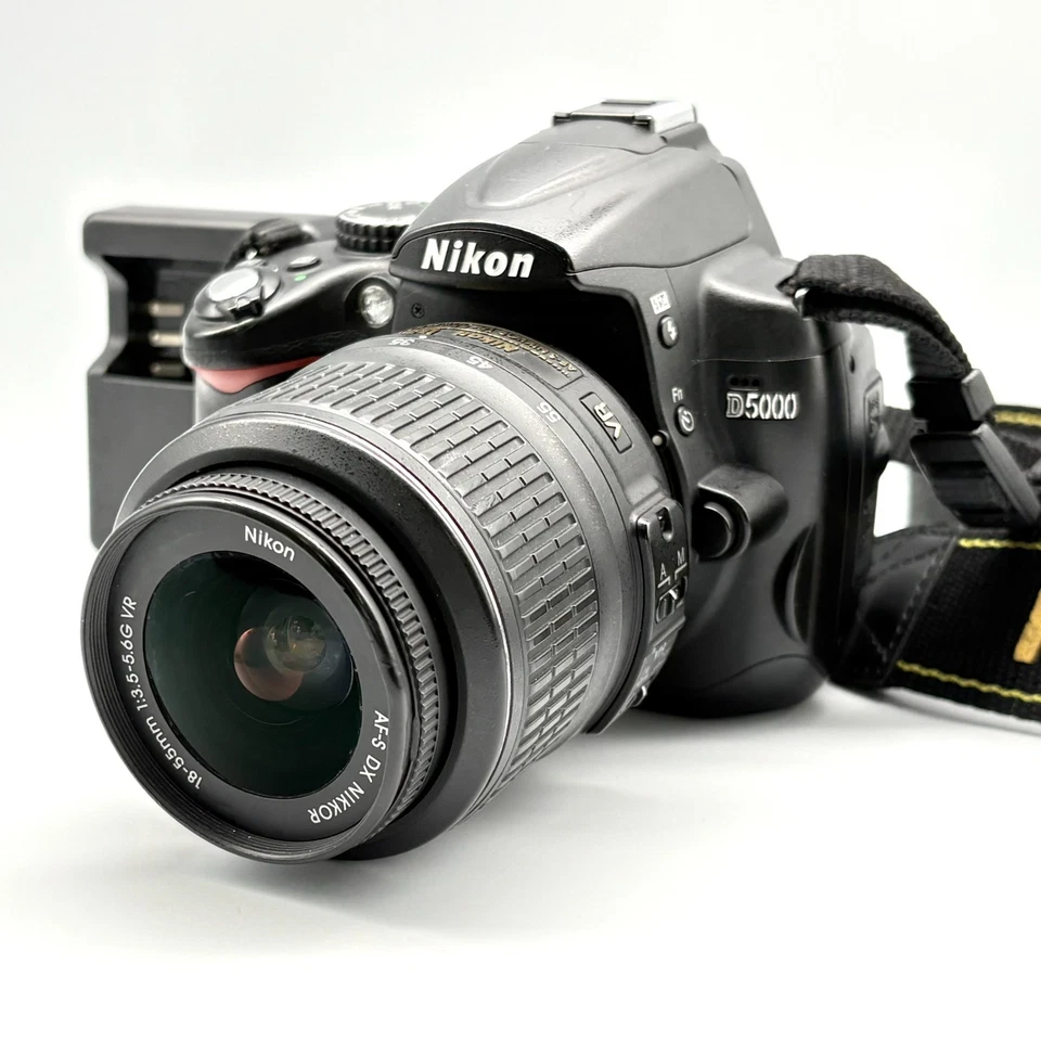 Nikon D5000 18-55mm F3.5-5.6 Digital SLR Camera From Japan - image 1 of 4