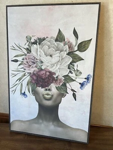 Marmont Blumen signiert Kunst Frau küsst Blumen Augen strukturiert 29”x19” Gemälde - Bild 1 von 3