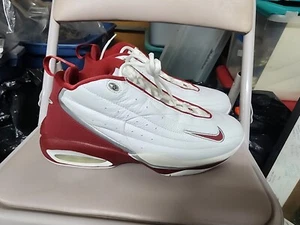 Zapato para mujer Nike Air Team Consistent de colección 2003 talla 13 cuero blanco rojo - Imagen 1 de 9