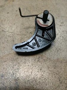 1999-2007 VW GOLF - OIL PUMP Chain Tensioner 06A115130 - Picture 1 of 3