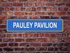 Pauley Pavillon Straßenschild UCLA Bruins Basketball - Bild 1 von 6