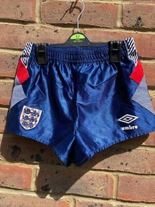 England 1990/1991/1992 Home Vintage 24" - 26" Large Boys Umbro Blue Shorts - Picture 1 of 5