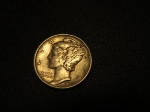 1945 MERCURY SILVER AMERICAN DIME, NICE CONDITION - Picture 1 of 2