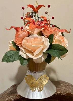Mother’s Day, gift, centerpiece, flower arrangement, Home & Garden, Home Décor - Image 1 of 3