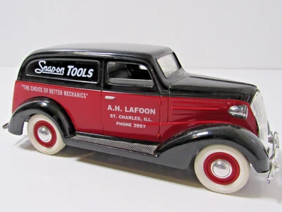 Banco de monedas de entrega Chevy 1937 sedán diecast a presión A.H. Lafoon # MC3-15 Foto 1 de 4