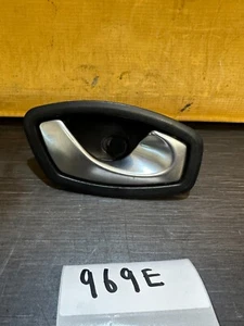 P/ N 826720001r Renault Clio MK4 Offside Right Front / Rear Interior Door Handle - Picture 1 of 5