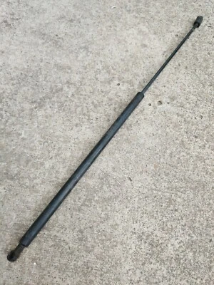 Amortecedor de capô fabricante de equipamento original 2003-2011 Saab 9-3 900 para carros com apenas 1 apoio de suspensão 12803213 - Imagem 1 de 3