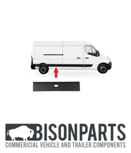 +SCHWARZE SEITENSCHUTZBLENDE MITTE FAHRERSEITE RH PASST FÜR RENAULT MASTER LWB - Bild 1 von 9