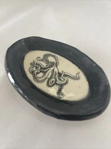 Octopus Design Trinket Dish Bowl Hand-Thrown Studio Art Black Cream 4”x2.75” - Picture 1 of 12