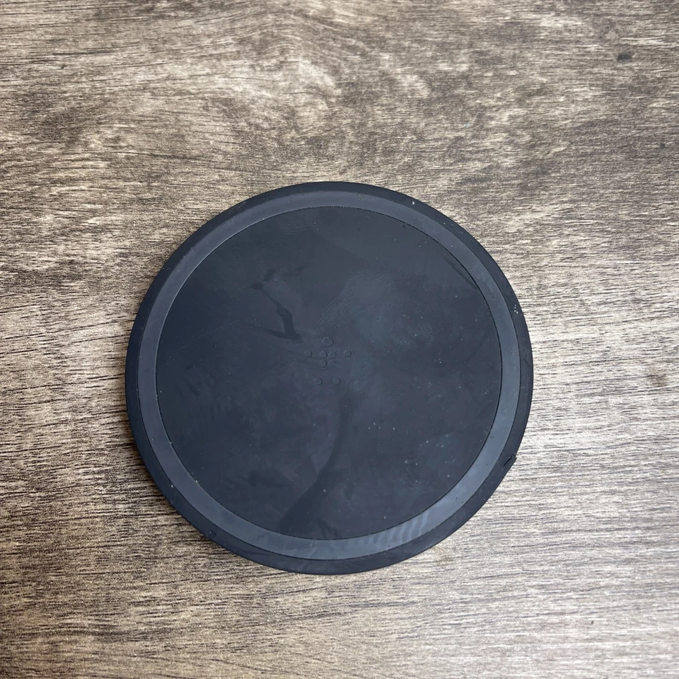 Almohadilla de carga estándar Belkin Boost Up F7U050 negra inalámbrica Qi para Apple iPhone Foto 1 de 3