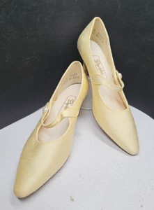 Vintage Dyeables Wedding Shoes Size 8 B Cheers SILK Dyed Champagne Gold - Picture 1 of 15