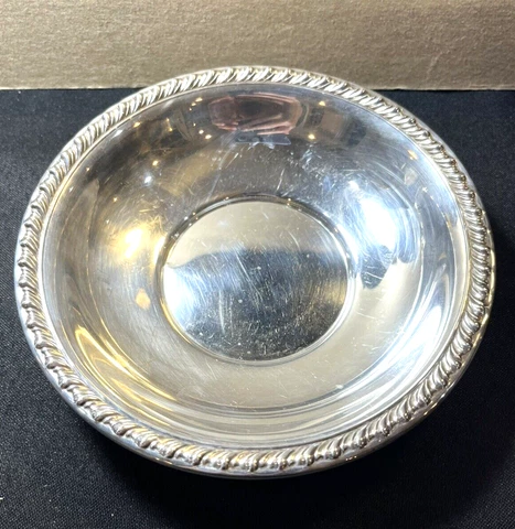 Wallace H105 Sterling Silver Small Bowl 100 Grams No monogram       ML Cover