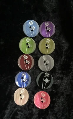 Shell Buttons With Etched Daisy 23mm 10 colours SEHLBACH & WHITING - Image 1 of 4