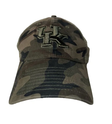 UK Camo Woman’s Trucker Style Snap Back Cap/Hat New Era 9twenty - Image 1 of 4