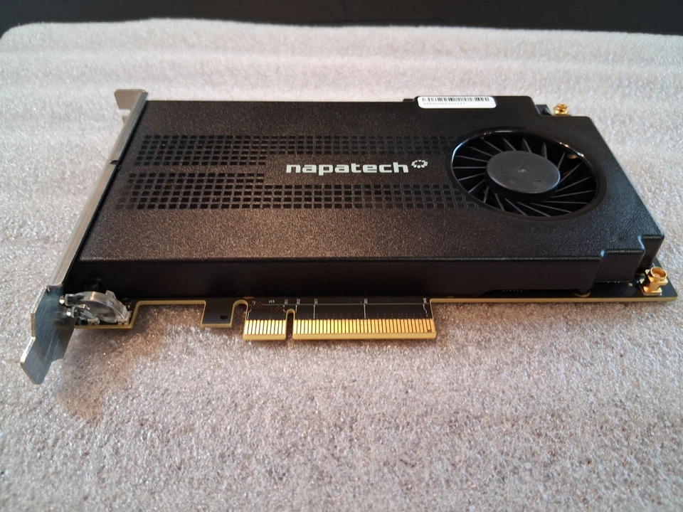 Tarjeta analizadora NapaTech NT40E3-4-PTP 4x SFP+ 1x Firewire 10 GB/s 073-011901-07 Foto 1 de 4