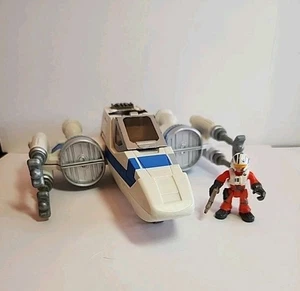 Star Wars Galactic Heroes Po Dameron X-Wing und Actionfigur schießt Projektile - Bild 1 von 7