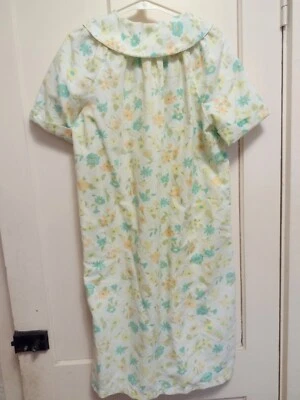 Vintage JC Penney Misses Bath Robe Housecoat Foto 1 de 4