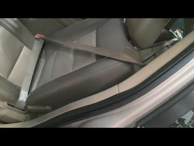 Used Front Left Seat Belt Front fits: 2005 Mercury Montego bucket driver retract - Image 1 of 4