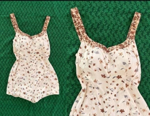 1950s Jantzen Brown and Cream floral motif mailot swimsuit w/ adjustable straps - Picture 1 of 10