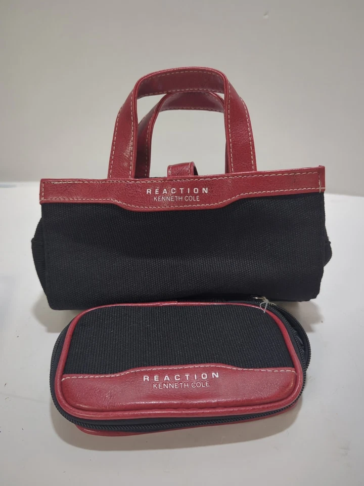 Juego de 2 bolsas de maquillaje cosmético Kenneth Cole Reaction artículos de tocador bolsas con cremallera Foto 1 de 4