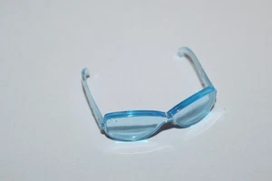 Mattel My Scene Barbie Doll Blue Sunglasses - Picture 1 of 4