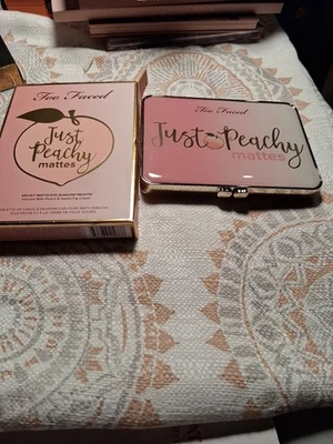TOO FACED JUST PEACHY MATTES EYESHADOW PALLETTE NEW! - Image 1 of 2