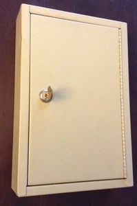 Lockbox Cabinet  30 key locking safe wall mount Major Metalfab co. USA - Picture 1 of 5