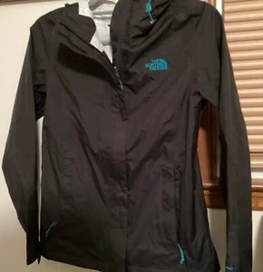 NORTH FACE DAMEN LEICHTE REGENJACKE. IDEAL FÜR FRÜHLING - Bild 1 von 4