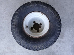Gravely Ariens WHEEL TIRE RIM 01587800, 07100233 9.5X18-2 (18X9.5-8) - Picture 1 of 6