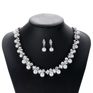 Swarovski crystal pearl bride necklace and earrings set - Picture 1 of 5