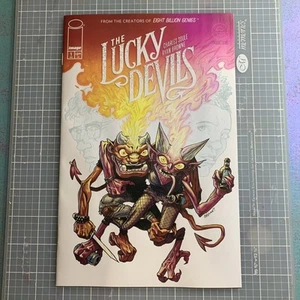 Primera impresión de cómics de imagen de Lucky Devils #1 casi nuevo Browne/Soule - Imagen 1 de 2