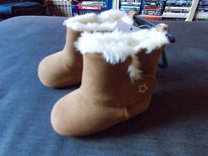 M&S Pram Boots Leather Faux Fur Lined Rip-Tape Fasten 3-6m Chestnut BNWT - Picture 1 of 1