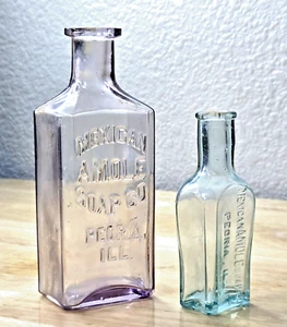 Raro Conjunto Lote 2 Botellas de Pelo Antiguas Principios de 1900 Jabón Mexicano Amole Co Peoria ILL - Imagen 1 de 22