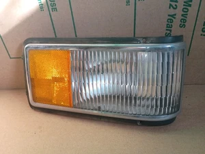 1989 - 93 Cadillac DeVille RIGHT Front Corner Light / Sidemarker Lamp - Picture 1 of 5
