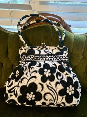 VERA BRADLEY Black & White Day and Night Framed Kiss Lock Quilted Handbag Purse - Image 1 of 4